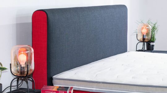 Amos-3d-W-BlackW-Red-scaled