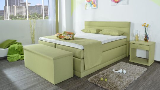 Boxspringbett Modell Bali, Polsterstoff Webstoff WT-Apfelgrün, Matratzenbezug in Bettfarbe, Ohne Füße mit optischer Sockelleiste